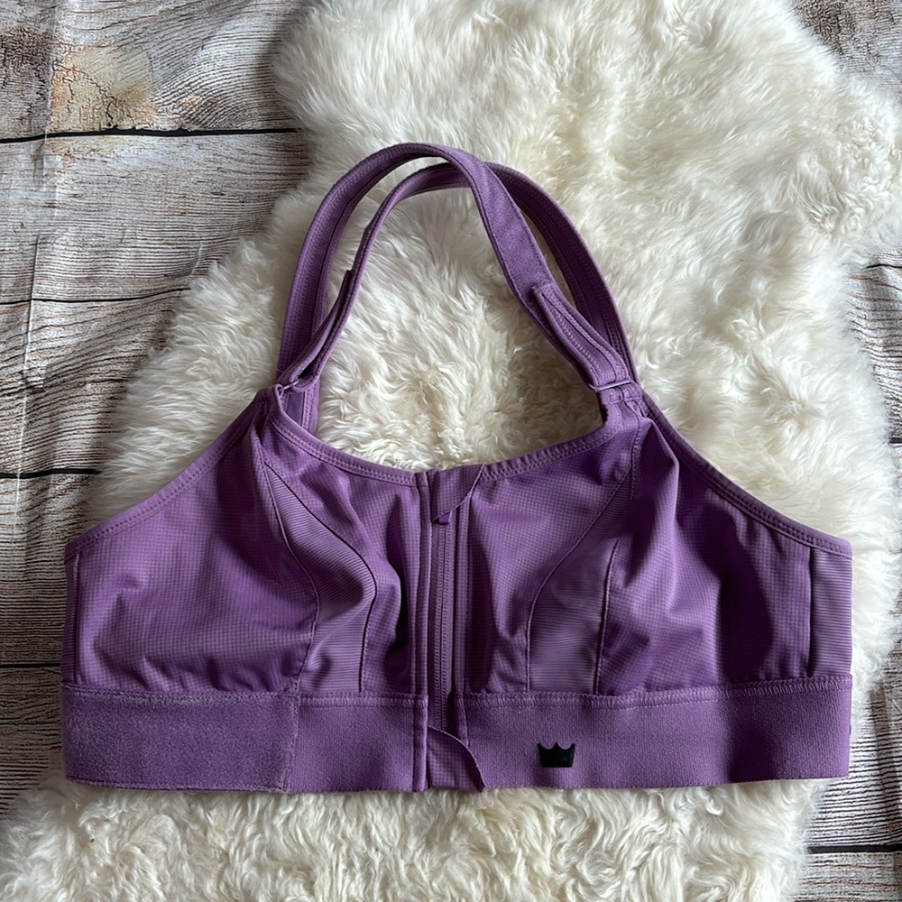 SHEFIT Ultimate Sports Bra